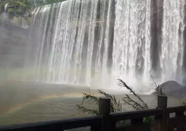 12月机票提前多少天订最便宜,每个星期哪天订机票最便宜