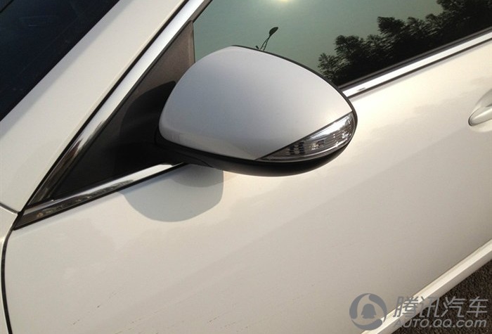 睿翼2.0精英版和豪华版有什么区别,睿翼2015款2.0精英版