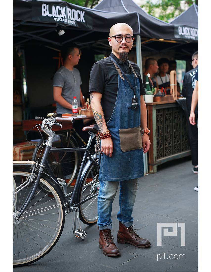 有这样一群摄影师，他们在街头用相机记录了成都人的时尚进化