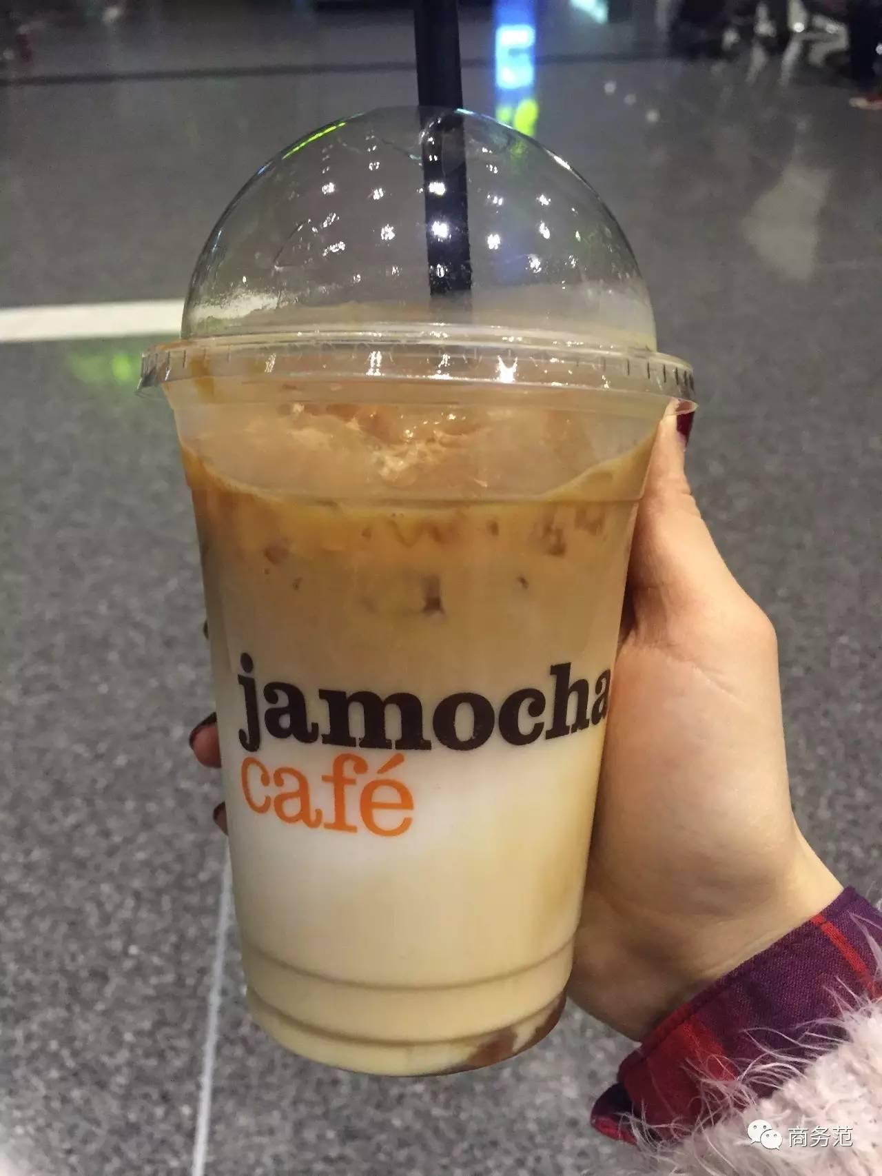 这个免税店大牌彩妆65折，手表买一送一，我可能逛了假机场