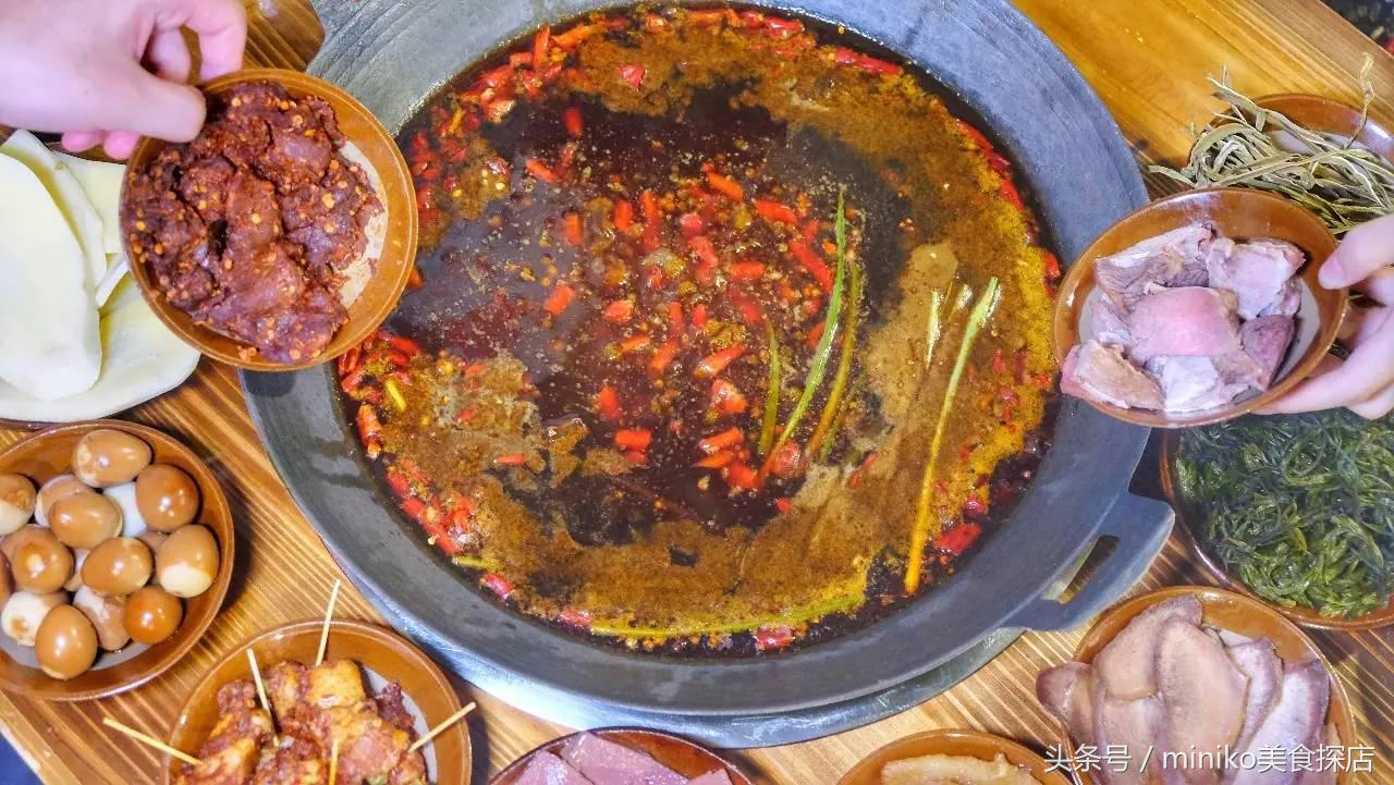 只卖红锅的火锅,只卖红汤的火锅