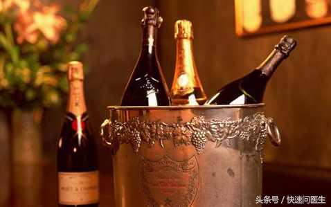 月经期间喝酒停经了会有什么后果,月经期间抽烟喝酒会有什么影响