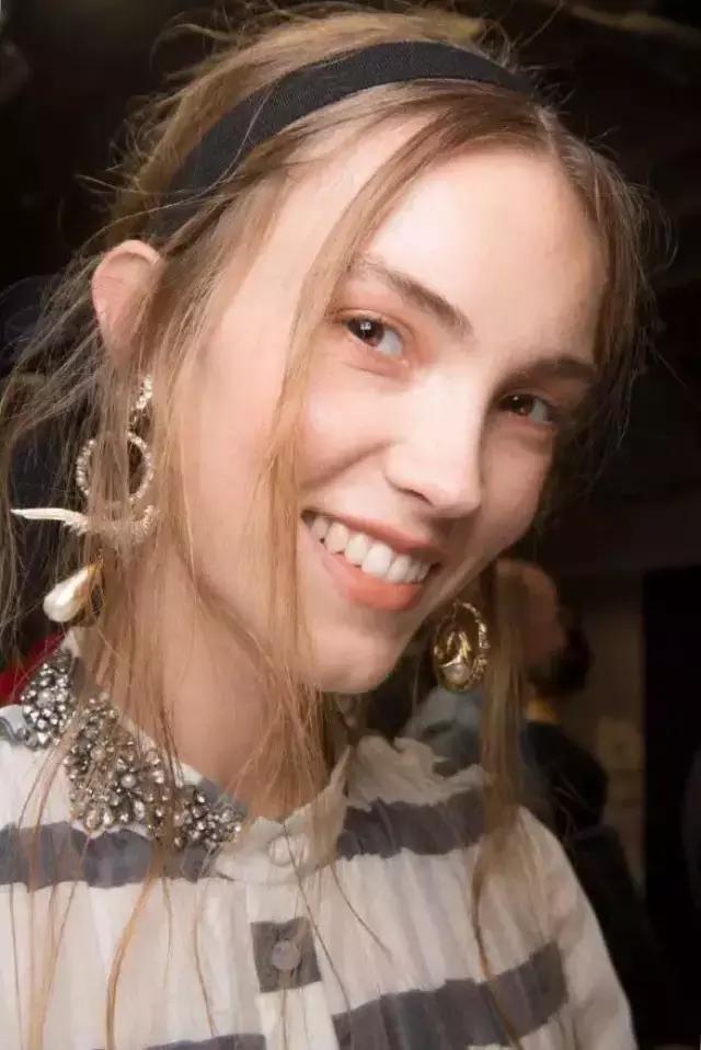 口红推荐适合秋冬的色号,口红推荐偏粉的