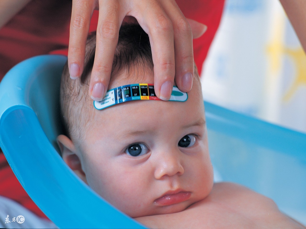 发烧37.6度巧妙退烧法,宝宝发烧简单正确的退烧法