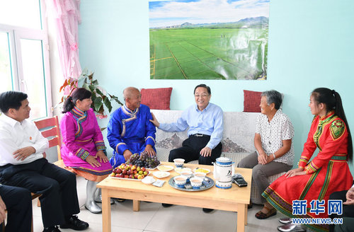 光明早报:微信微博百度贴吧被查;余额宝额度降至10万