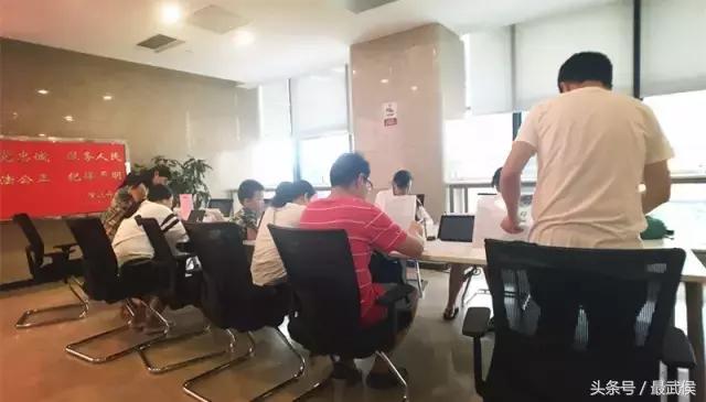 武侯政务中心延时服务上周末已正式开启，还不知道的赶紧点开！（内附延时服务预约流程）