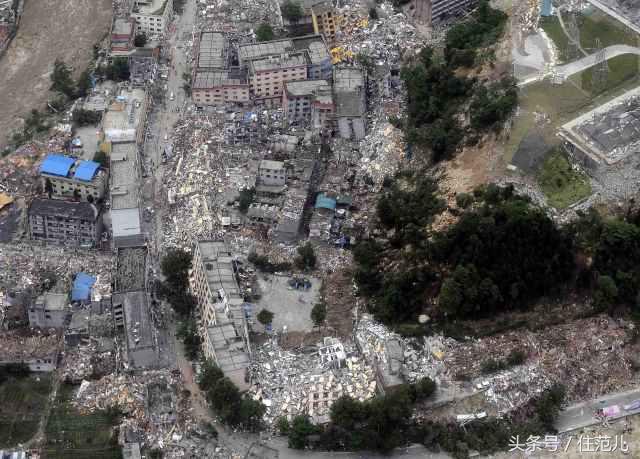当地震发生时我们有哪些逃生方法,地震来了高层如何自救与逃生