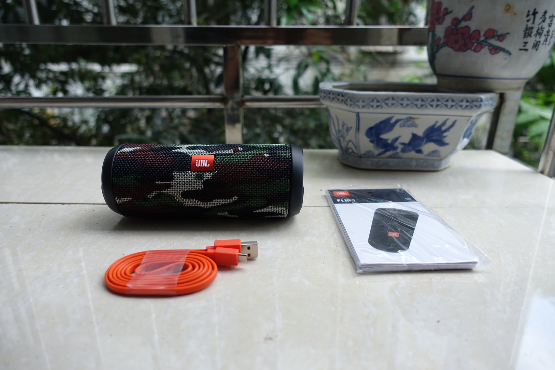 jblflip3蓝牙音箱的区别,jbl蓝牙音箱哪款最有震撼效果