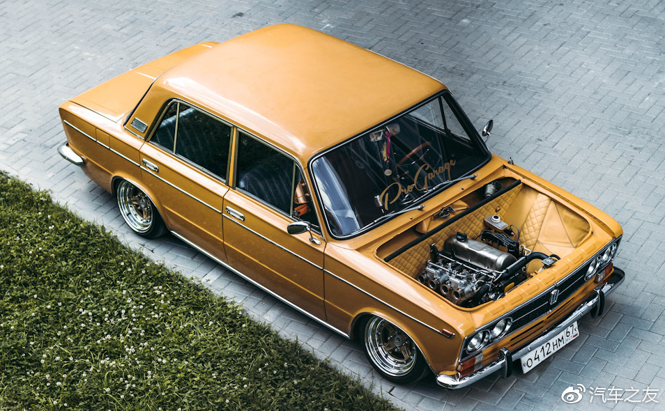 还记得小时候的火车,还记得小时候坐过的摇摇车吗