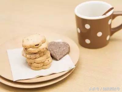 警惕这十大饮食恶习危害健康,警惕这些不良习惯会伤了你的腰