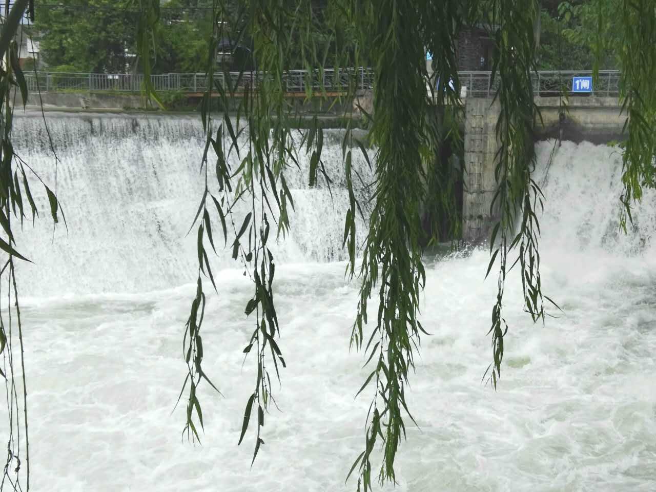 都江堰平潭岛,都江堰隐秘山谷