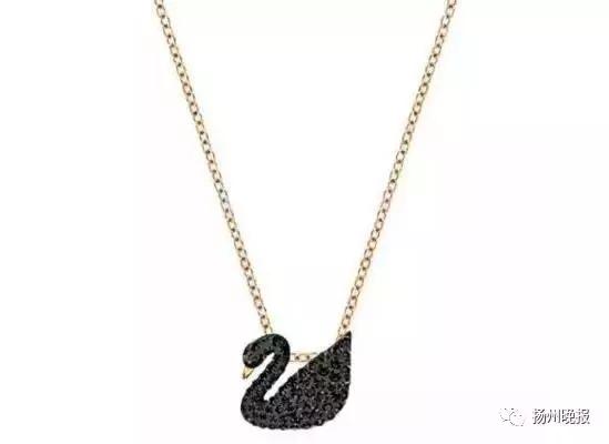网购施华洛世奇项链事件,女子网购黄金项链35万买到真的