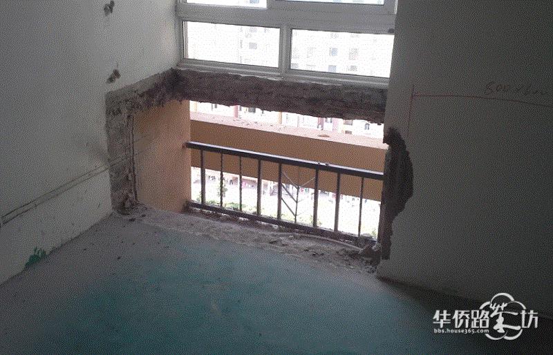 地震发生时安全的逃生方法100字,高楼发生地震时正确的逃生方法是