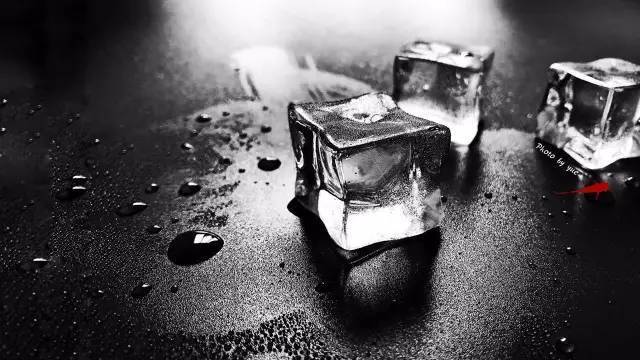 在照片上制作印章水印,照片怎么加像印章的文字