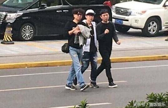 王思聪和baby是什么关系,王思聪baby同台视频