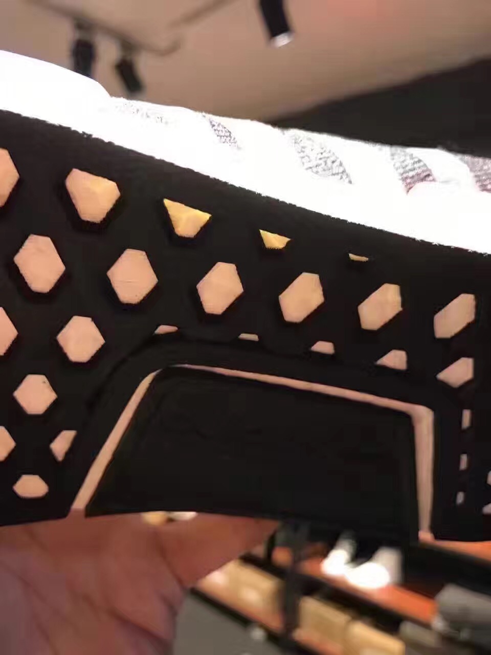 高仿纯原和普通对比,高仿的和正品的有什么区别