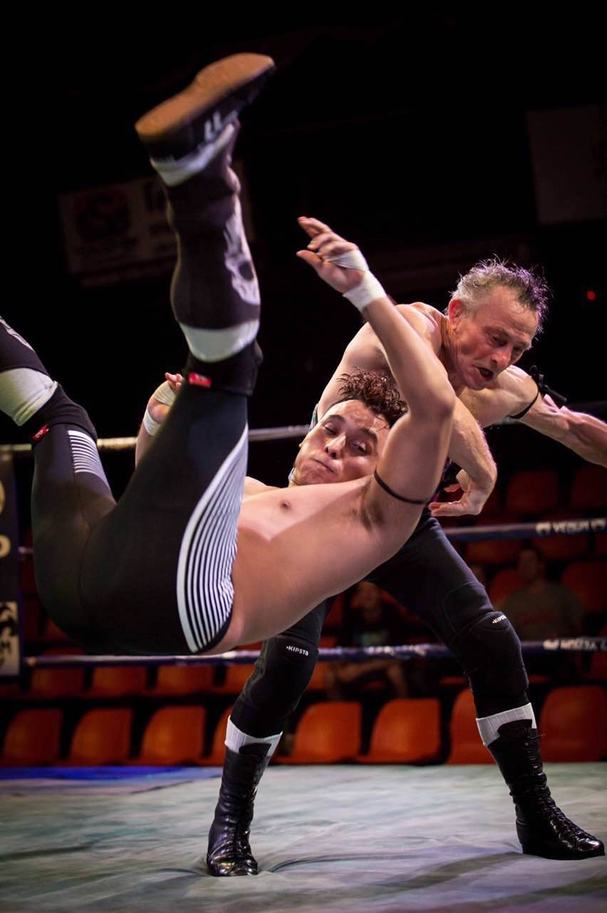 技术最好的摔角手,和伤病抗争八年