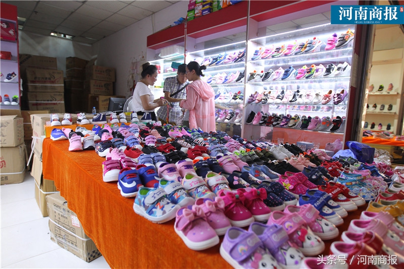 从年销20亿元到大量商户离场：郑州京广路鞋城变迁史