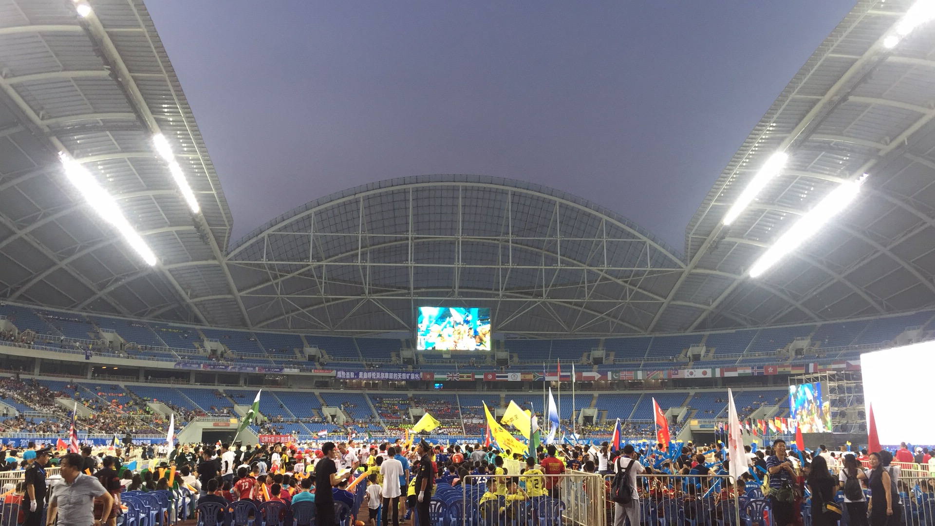 歌德杯开幕式,马德里青少年足球赛