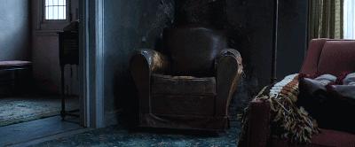 图解电影《招魂2》｜恶鬼折磨萝莉的一百种方法，被吓到漏尿