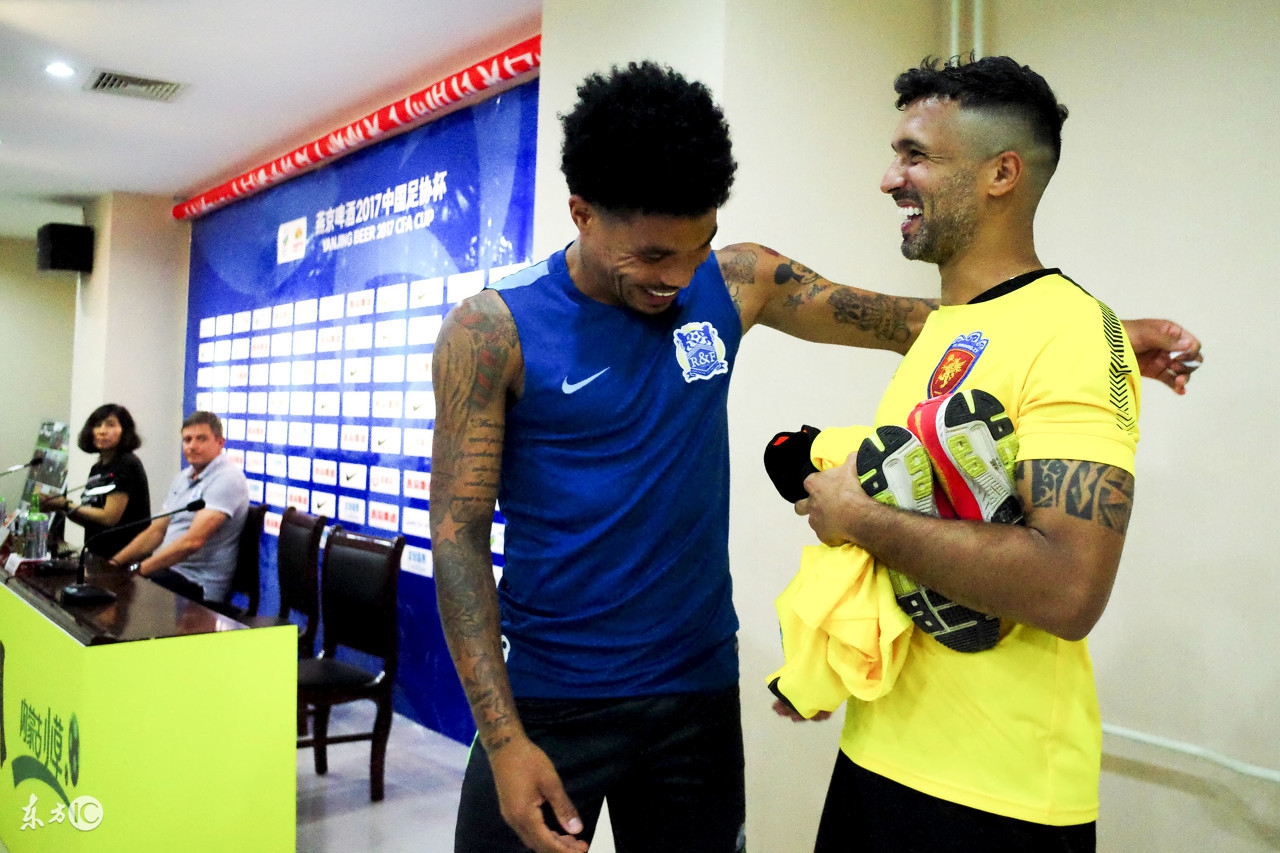 涓嶈杩蜂俊澶х墝,瀵屽姏楂樺厜鏃跺埢