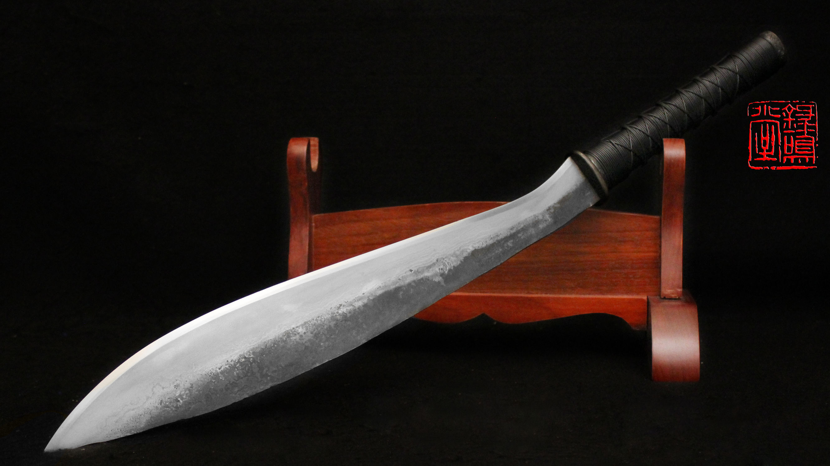 百炼钢狗腿弯刀,百炼钢剔骨刀好吗