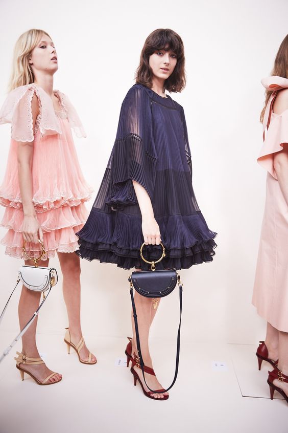 回顾17年最火的五款小众包包,2017你不可错过的十部电视剧