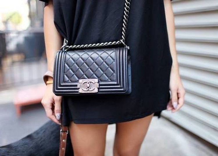 chanel卖断货原因,chanel十大必买单品