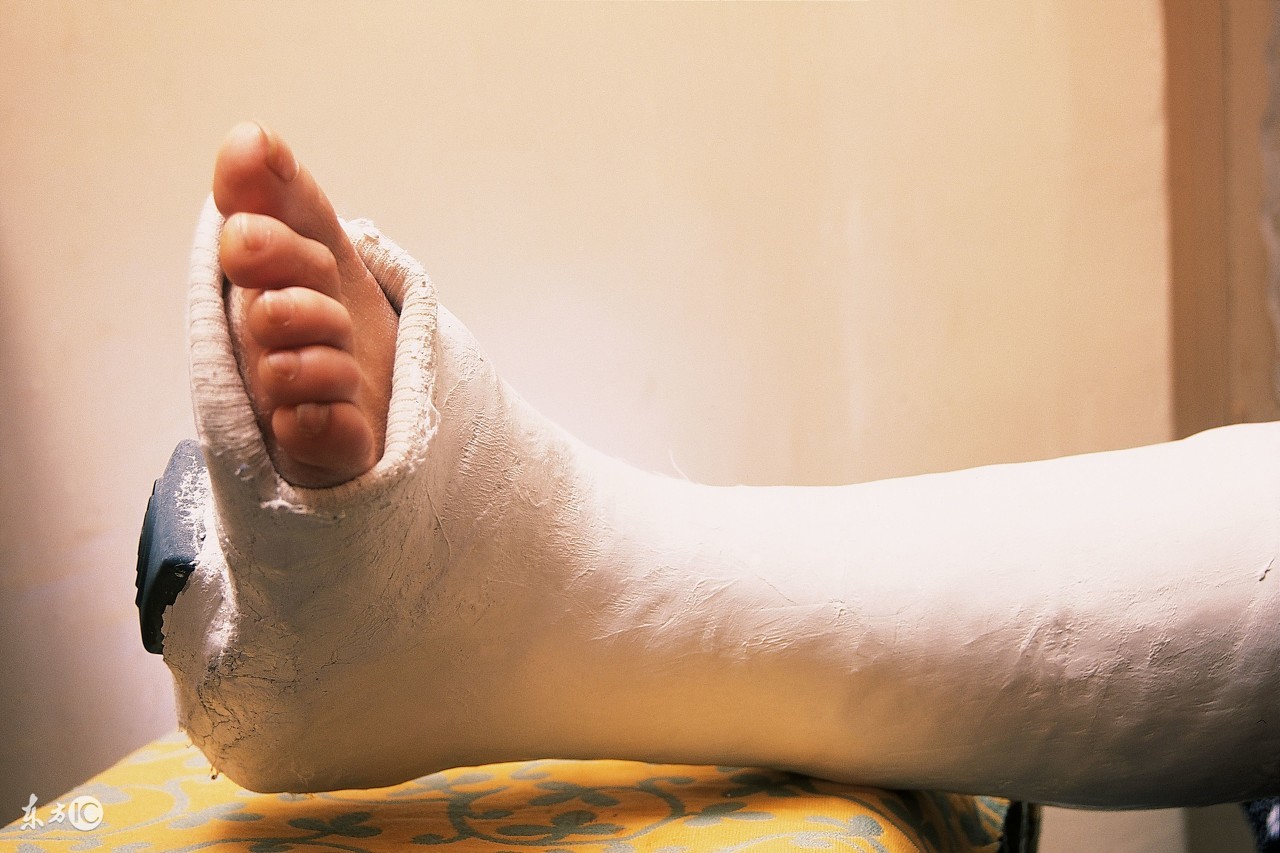 黄博文复出恒大,黄博文张琳芃伤退上港恒大