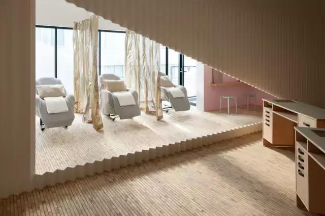 裸粉色高级感美甲磨砂,蕾丝美甲粉色