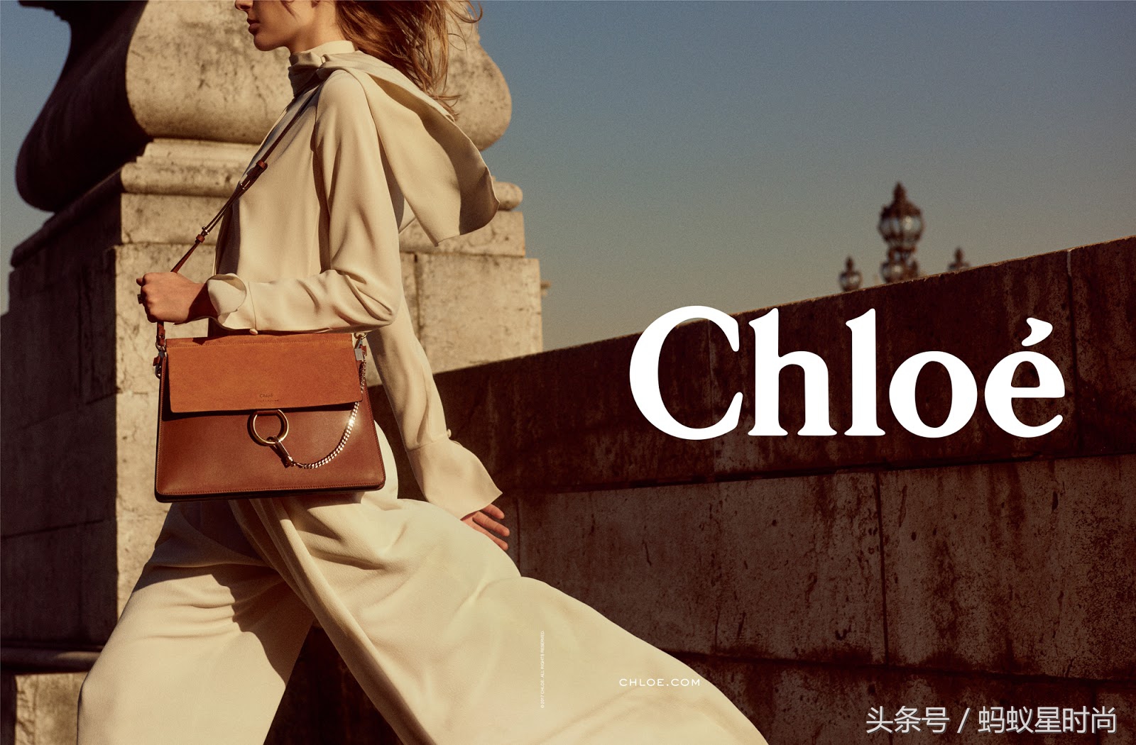 BirgitKosLunaBijl街头演绎Ch