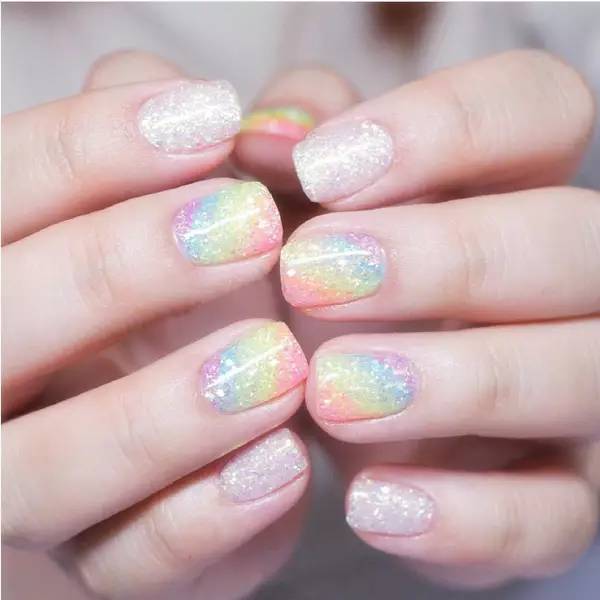 打个赌！看完这100款时髦美甲，你会种下一片草原