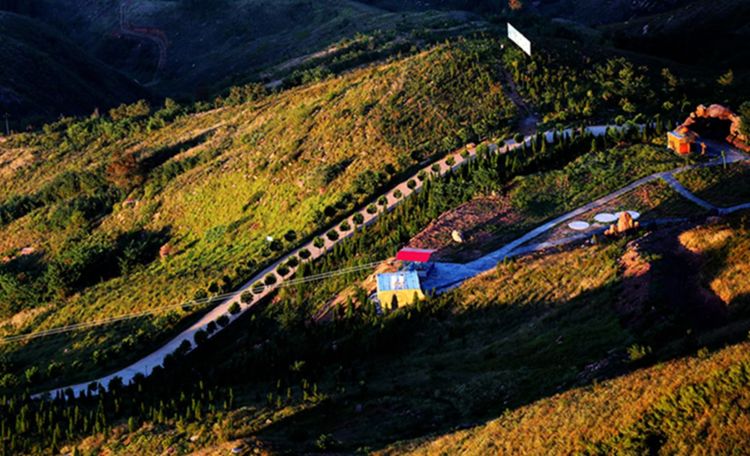 伊滨区万安山山顶公园,洛阳万安山山顶公园照片