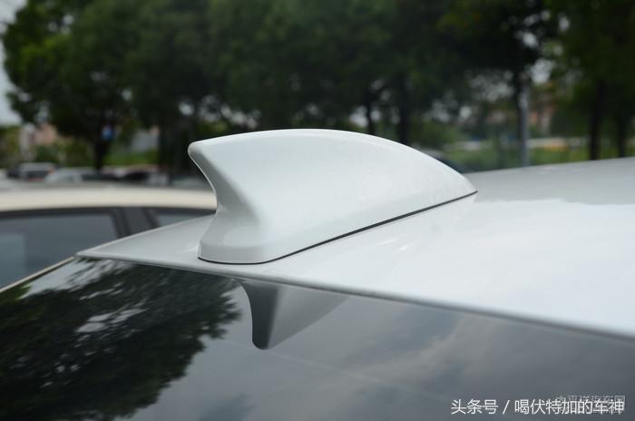 比亚迪秦新能源2017款1.5t秦100,比亚迪e5和比亚迪秦100哪个好