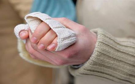 为何脸上皱纹是竖的,脸上皱纹一抹就消失是真的吗