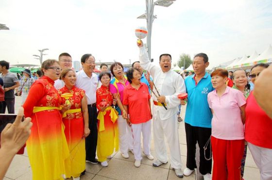 优秀健身项目表演,健身房全民健身活动