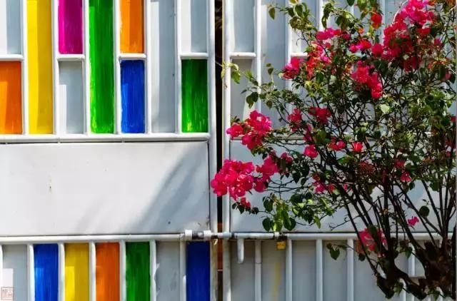 媲美鼓浪屿!深圳竟藏着一个文艺拍照圣地,海滨花火刷爆朋友圈!