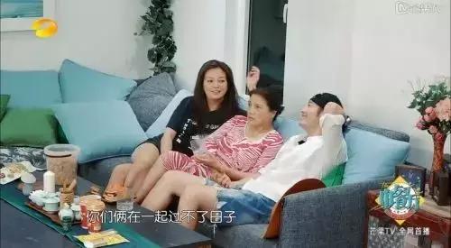 赵薇穿搭夏装,女人学赵薇穿衣搭配