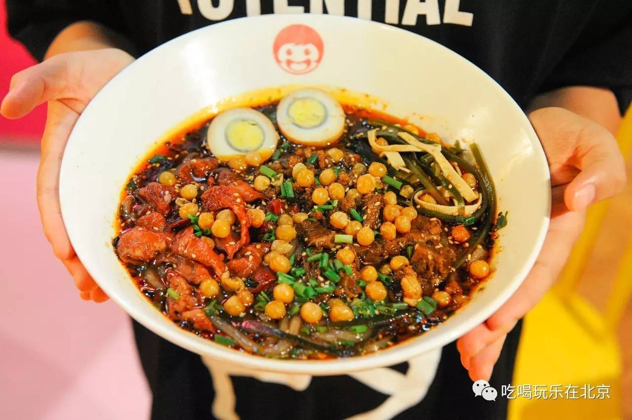 重庆泰国酸辣粉,泰国猪肉酸辣粉