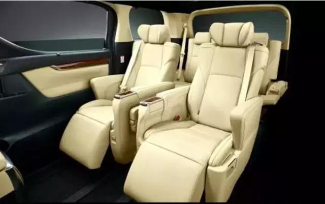 全球唯一敢加价40万的日本车，据说只有坐这车才算“圈里人”？