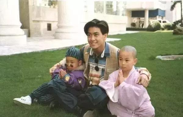 释小龙和郝劭文打僵尸电影,释小龙郝劭文打架完整版