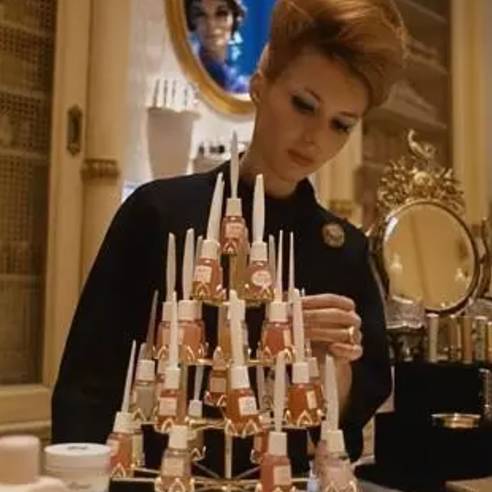 打个赌！看完这100款时髦美甲，你会种下一片草原