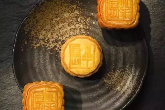 中秋月饼福利造型,今年最流行的网红月饼好吃不腻