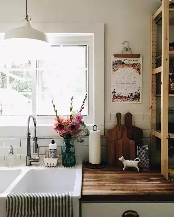 茶叶渣喝完别倒!放太阳底下晒干了,还有这么神奇的用途!