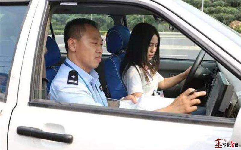驾考新规将至,它是画蛇添足还是画龙点睛?