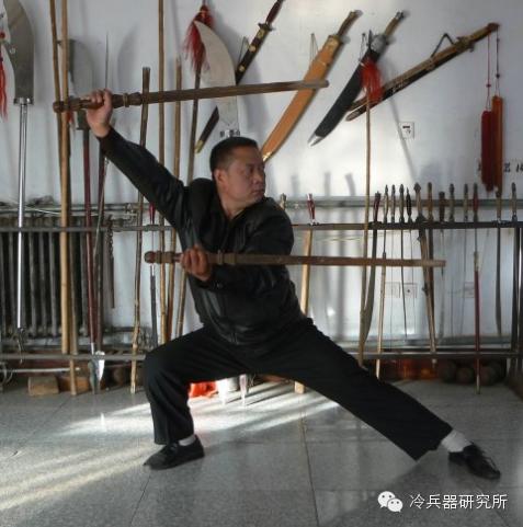 秦琼双锏怎么来的,秦琼的前世