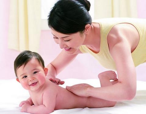 宝宝总是呛奶有什么方法解决,宝宝老是呛奶怎么回事怎么处理