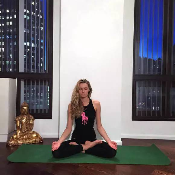 明星为了躲避狗仔都用了哪些绝招,为了躲狗仔的明星有哪些