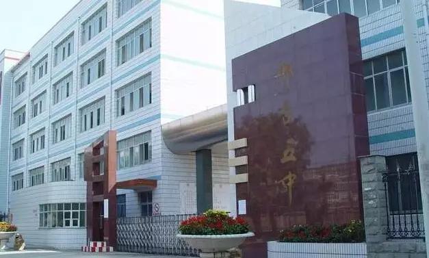 邢台市挤破头都想进的学校,邢台市前十学校