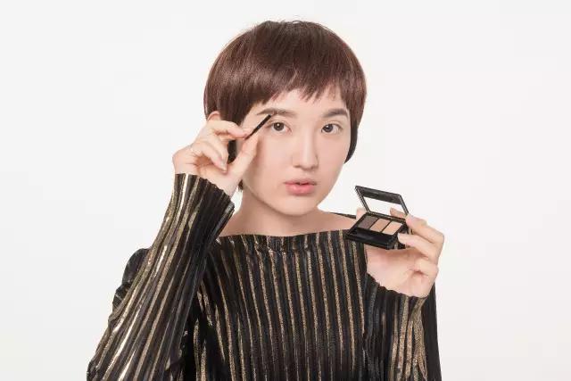 美“眉”变身记画好眉毛一秒变身fashiongirl